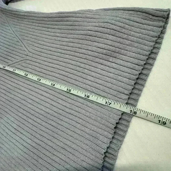 5 for $25| Forever 21 ribbed lavender sweetheart neck line sweater top medium - Picture 8 of 11